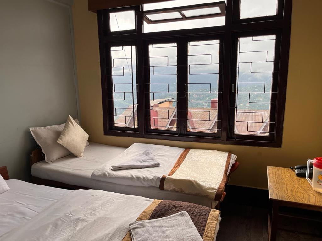 Hotel Red Rose Gangtok Bagian luar foto